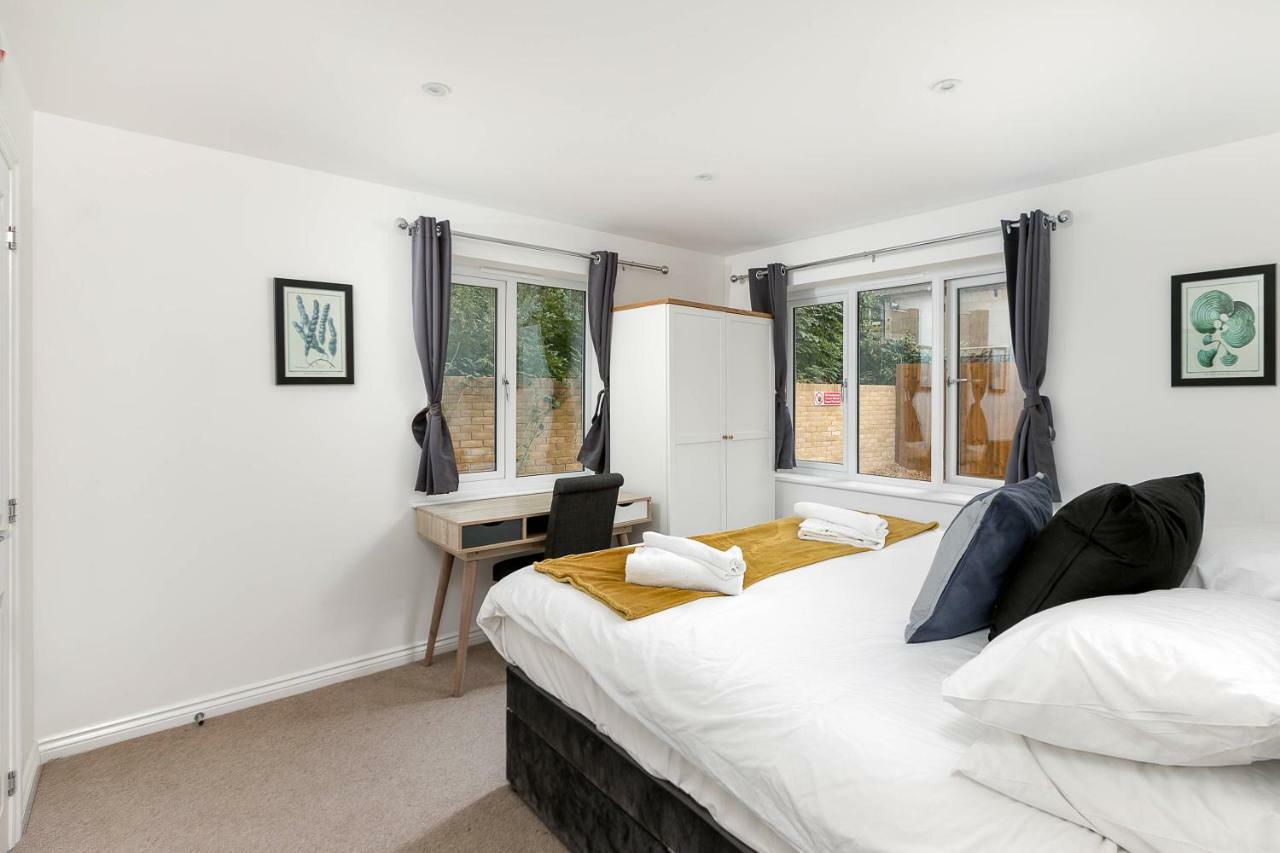 Hertford Serviced Apartments By Payman Club Exteriör bild